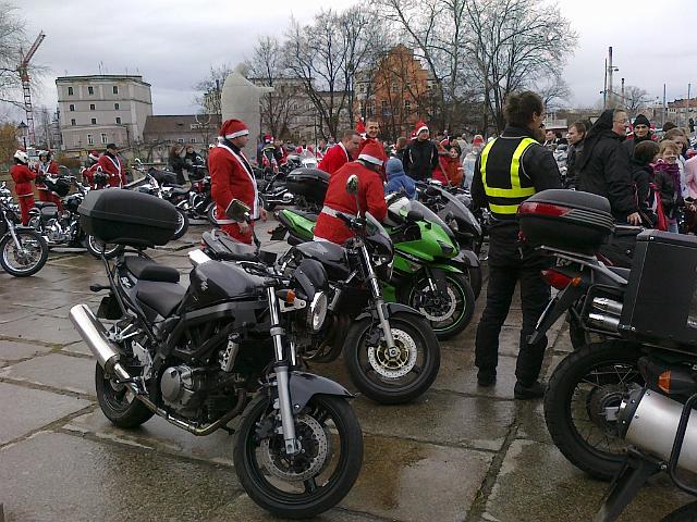 04122011889.jpg